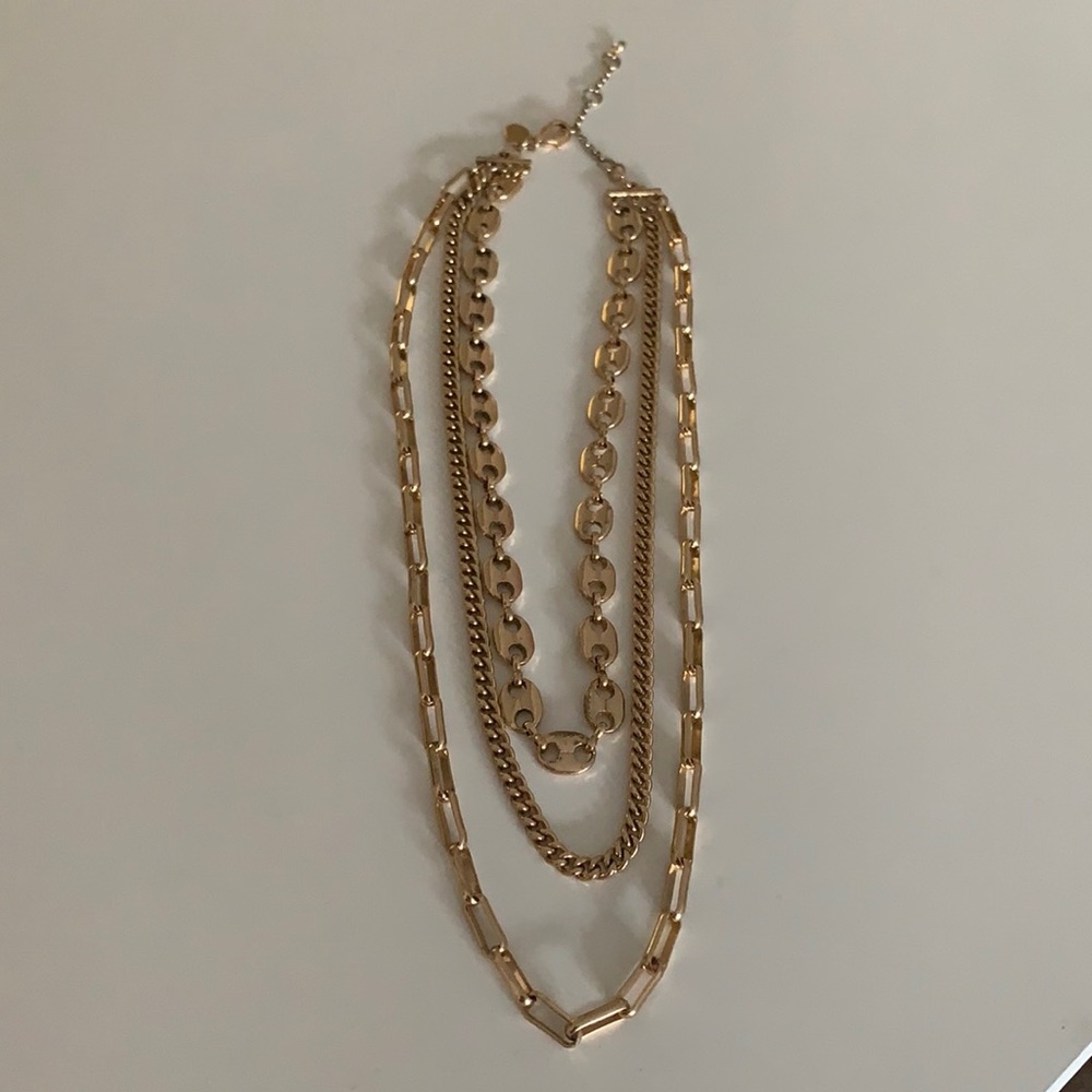 Express 3 layered chain necklace